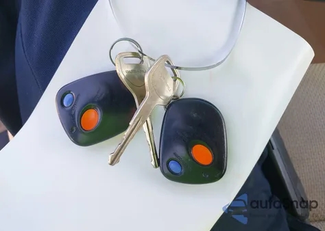 2004 Subaru Forester 2.5X z USA, uszkodzony, nr VIN JF1SG63694H747181